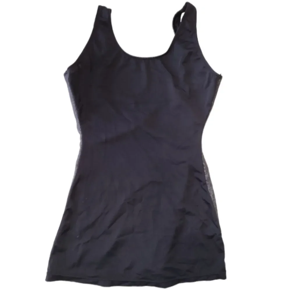 SPANX Assets Red Hot Label Luxe & Lean Luxe Ane Lean Open Bust Tank Size L‎